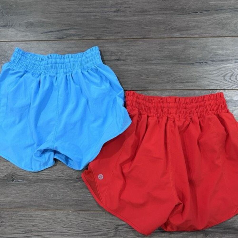 Lululemon Hotty Hot High-Rise Lined Short 2.5" Sz 2 BONDLE